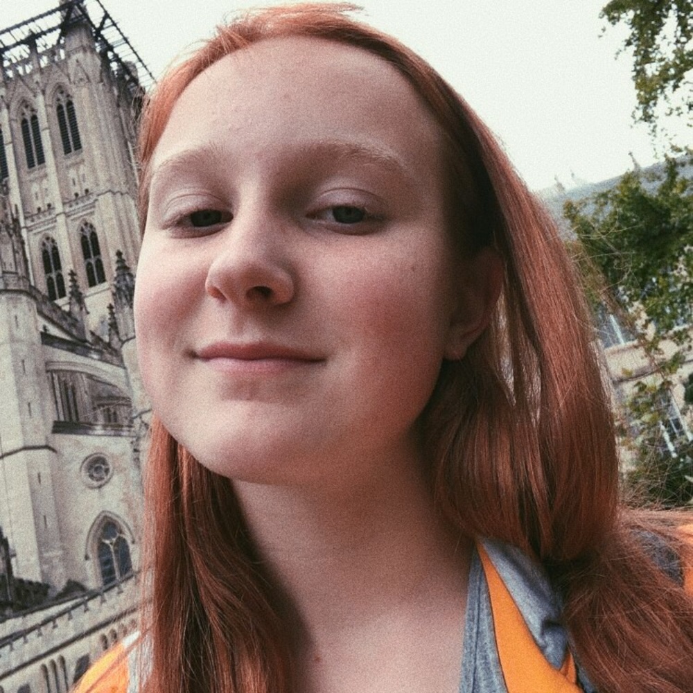 Meet your Posher, Caroline